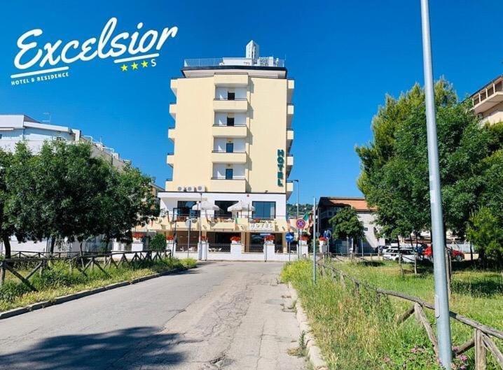 Hotel Excelsior Montesilvano Marina Екстериор снимка
