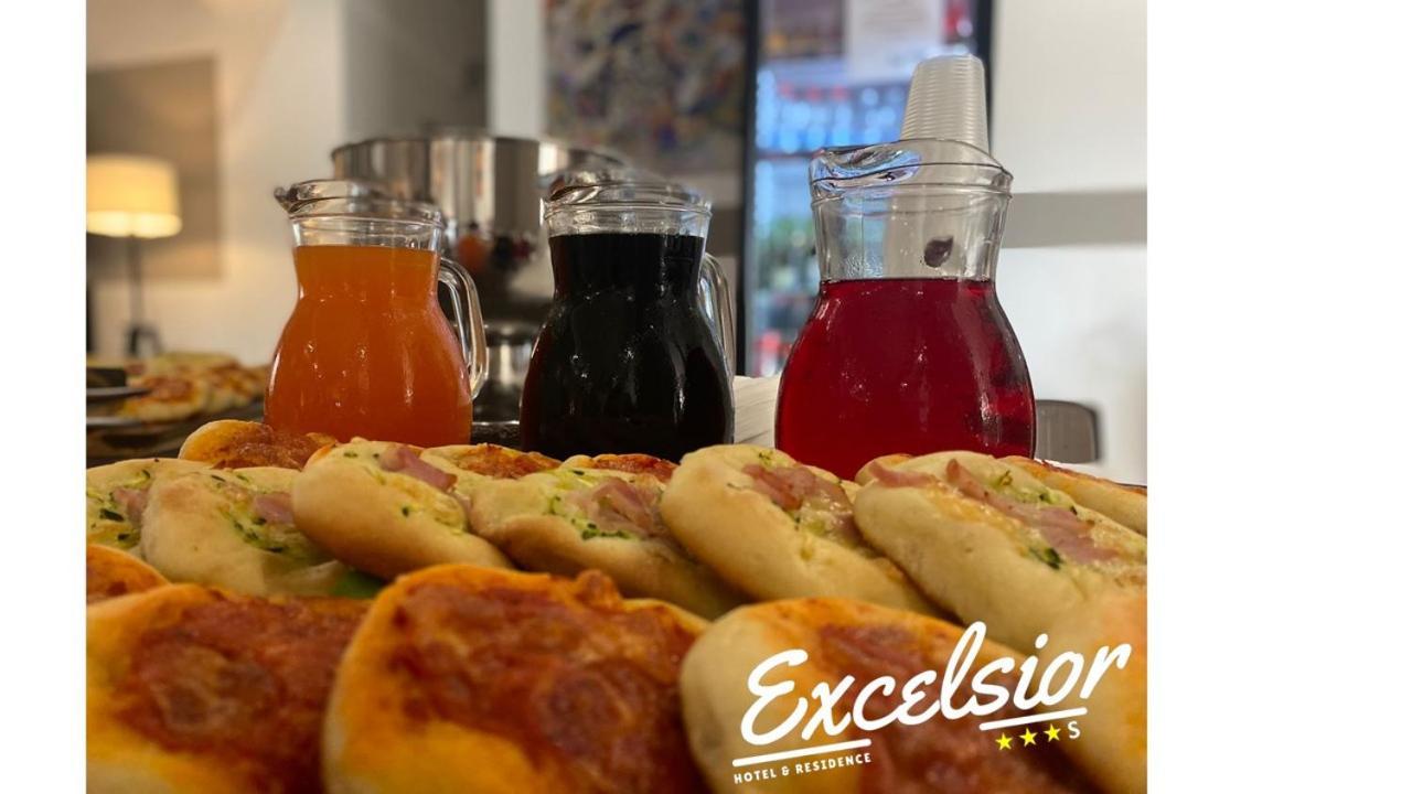 Hotel Excelsior Montesilvano Marina Екстериор снимка