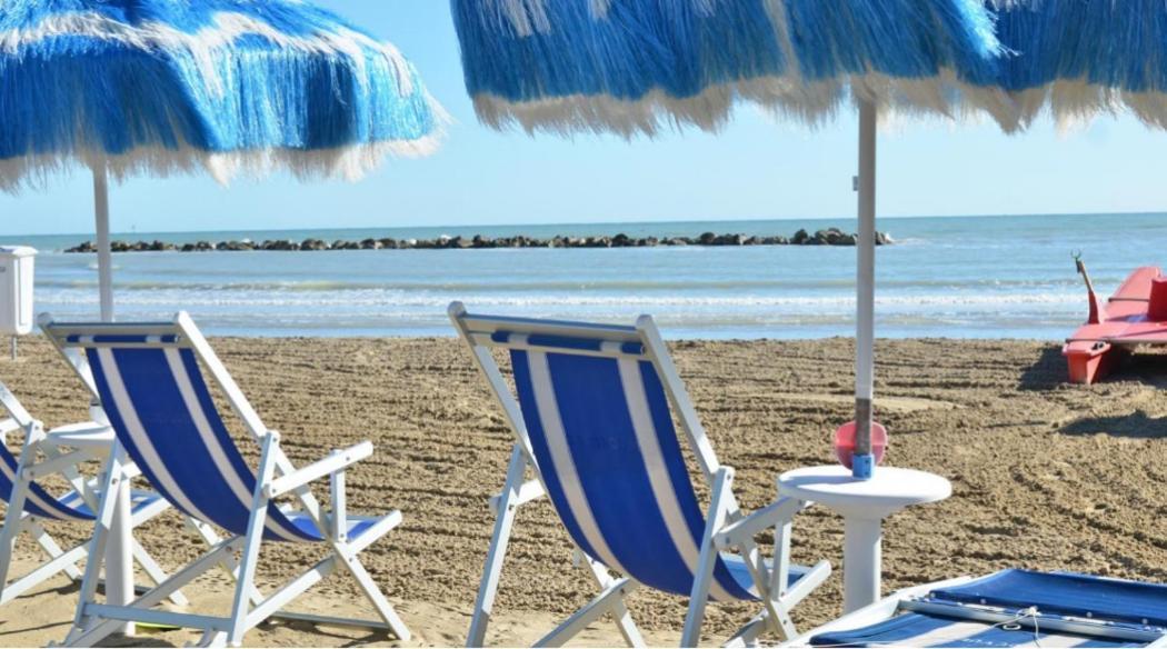 Hotel Excelsior Montesilvano Marina Екстериор снимка